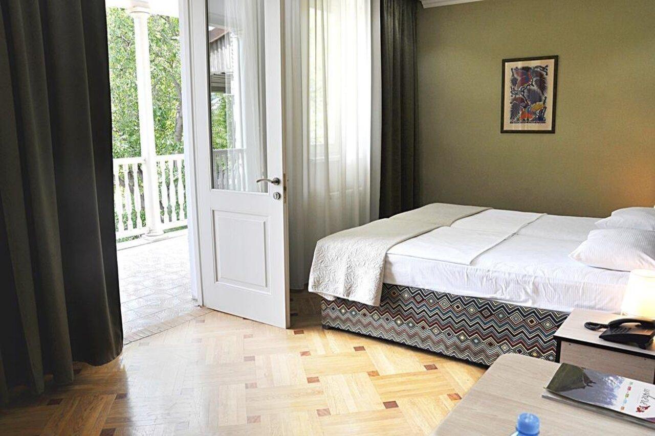 Hotel Frida ティビリシ エクステリア 写真
