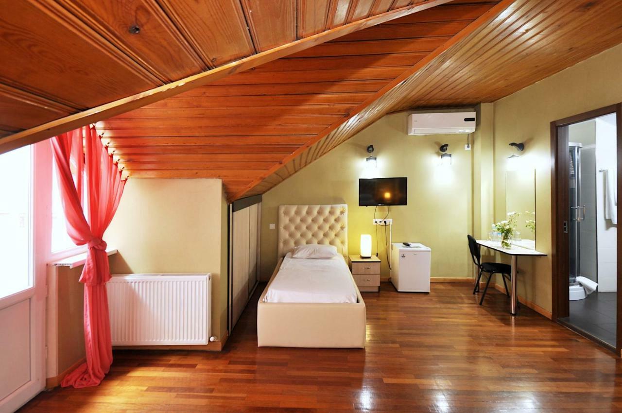 Hotel Frida ティビリシ エクステリア 写真
